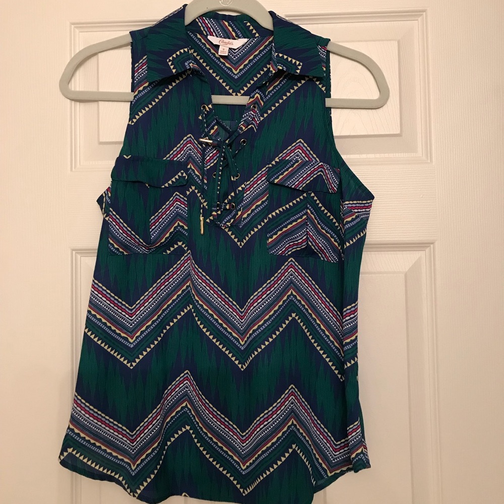Candies sleeveless top. NWOT